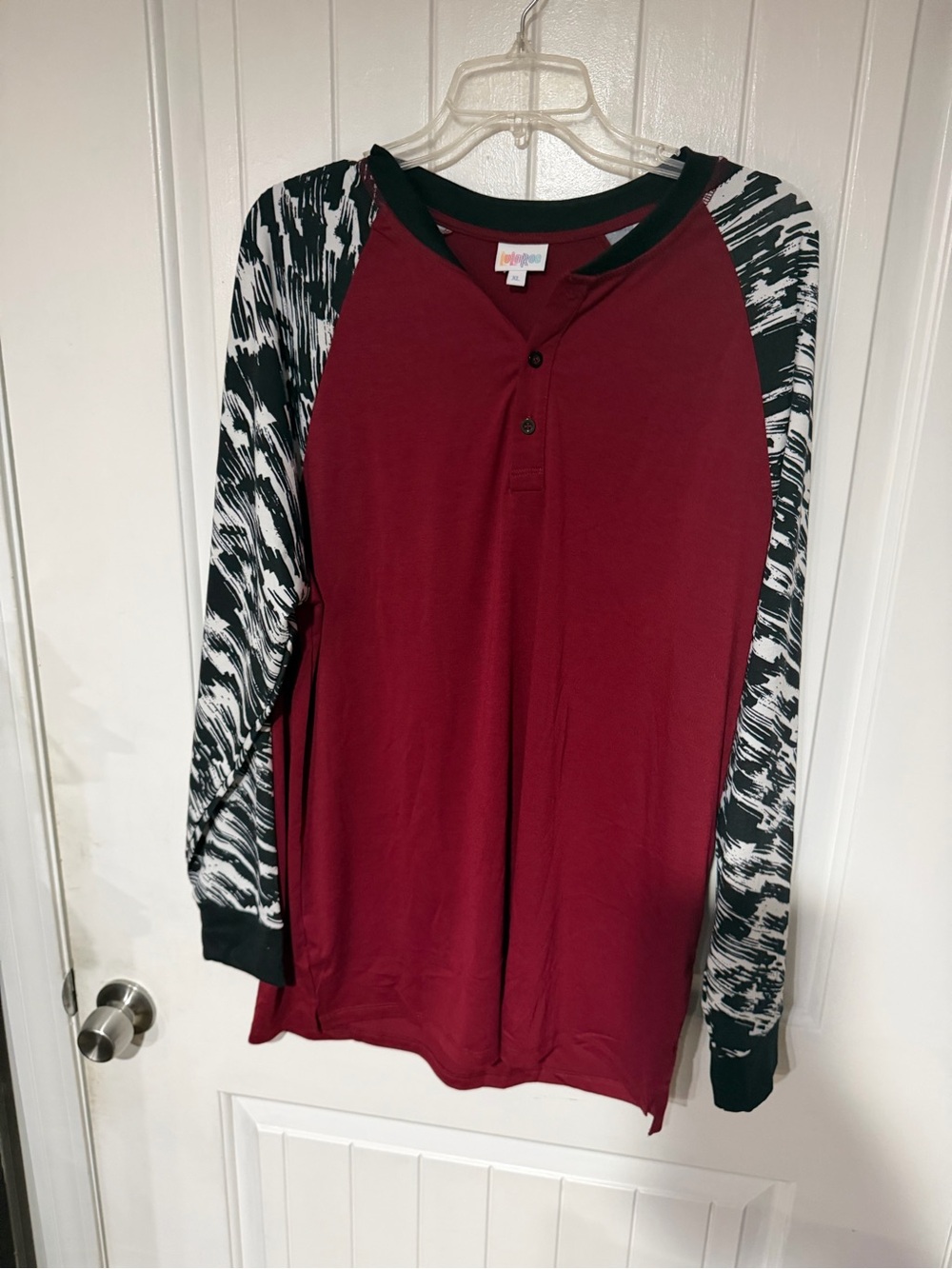 LuLaRoe Burgundy Long-Sleeve Henley with Black & White Patterned Raglan Sleeves